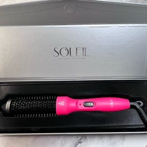 New Soleil Hair Tools Professional Thermal Brush. No box.